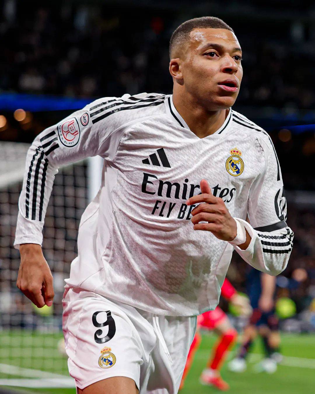 比赛数据和专业分析-包含赛地聚焦——国王杯关键时刻热度飙升,尤文图斯止住颓势,质疑声仍在,高层口径保持一致的词条-比赛数据和专业分析